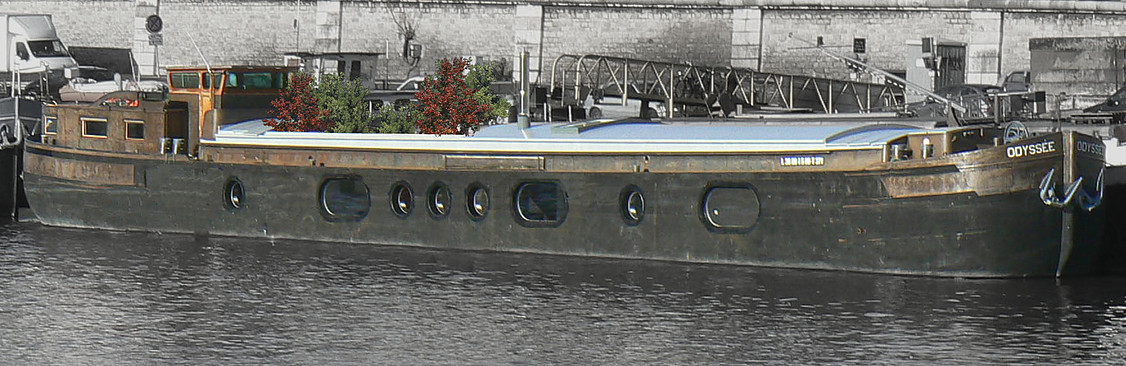 Transformation péniche navigante architecte. Péniche Rouen architecte. Transformation péniche. Habitation flottante. Architecte naval. Frédéric Wetzel