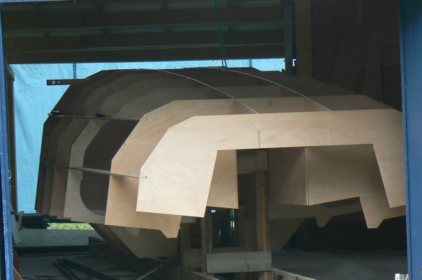 Voilier contreplaqué. Construction amateur voilier. Architecte voilier. Voilier Morbihan. Frédéric Wetzel Architecte. Voilier 7.5m