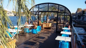terrasse peniche transformation restaurant rhone seine