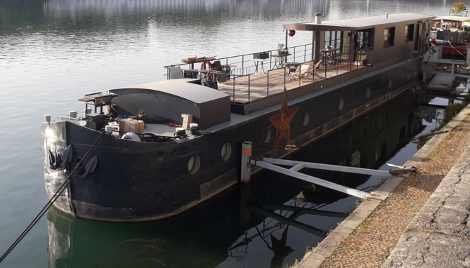 Transformation péniche Lyon. Architecte péniche Lyon. Péniche Freycinet architecte. Architecte péniche. Architecte Lyon. Transformation bateau Lyon