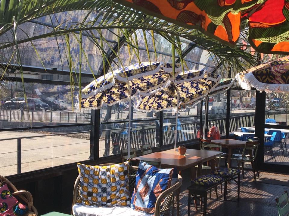 Transformation péniche restaurant. Péniche bar architecte. Transformation péniche architecte. Peniche bar seine. Modification péniche architecte. Architecte péniche