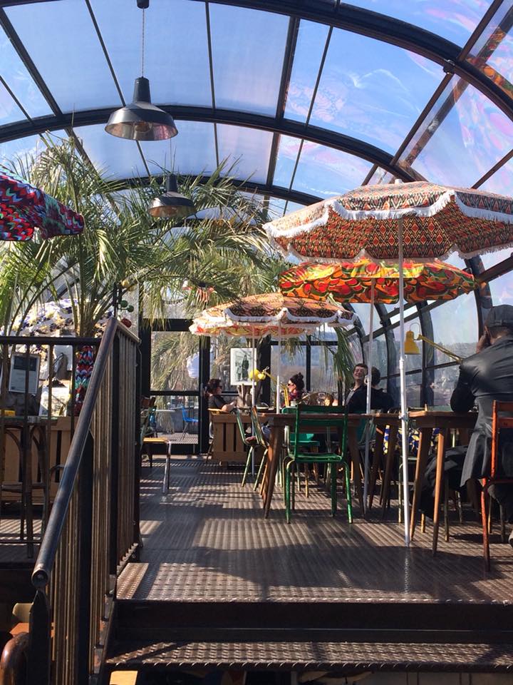 Transformation péniche restaurant. Péniche bar architecte. Transformation péniche architecte. Peniche bar seine. Modification péniche architecte. Architecte péniche