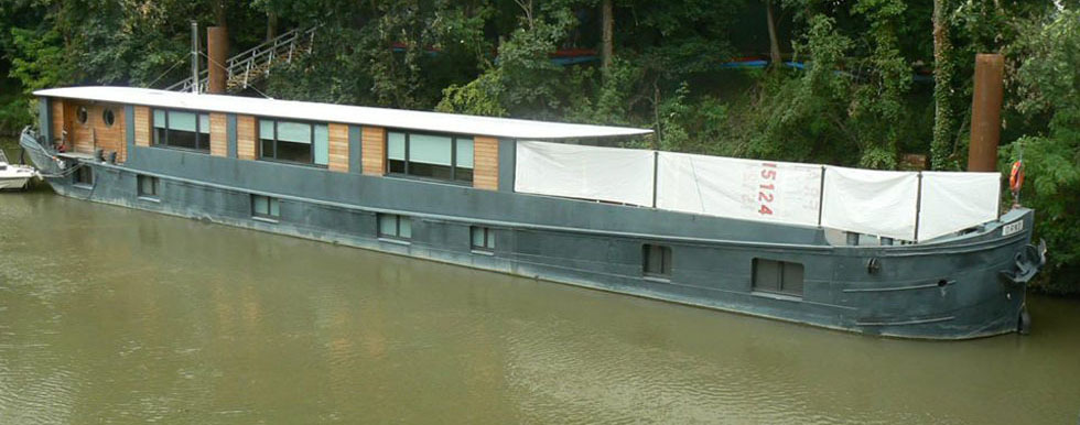 Architecte péniche habitation. Transformation péniche. Péniche Freycinet Paris. Péniche Issy les Moulinaux. Architect péniche. Architecte naval Paris. Péniche habitation