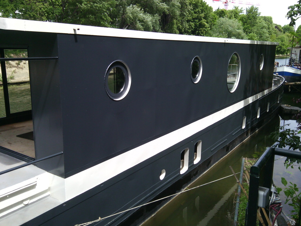 Péniche Neuilly sur Seine. Surélévation péniche Freycinet. architecte péniche. Architecte naval
