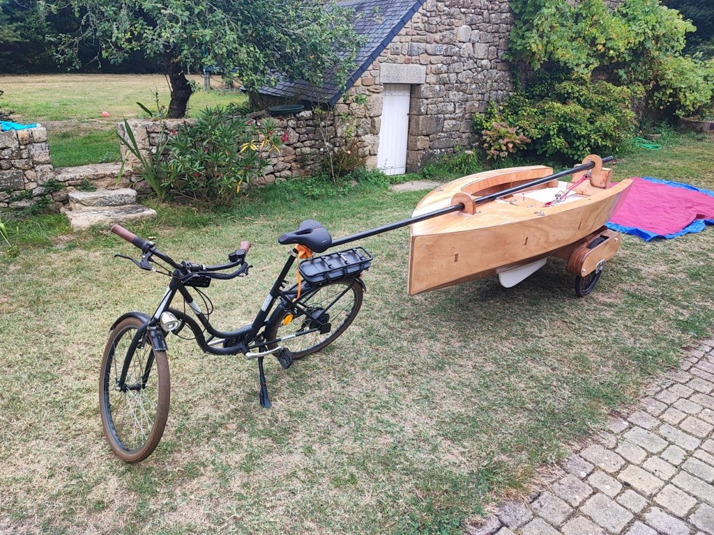 voilier derrière velo remorque voilier voilier tractable voilier construction amateur voilier enfant kit voilier